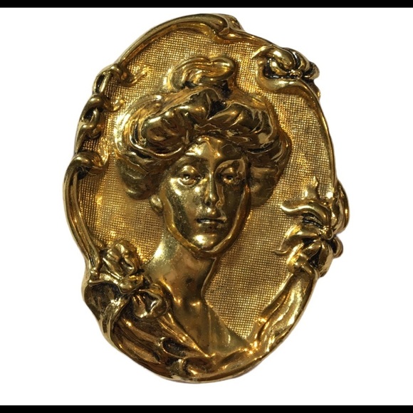 VINTAGE gold tone  Victorian brooch pin with lady face - Picture 2 of 9